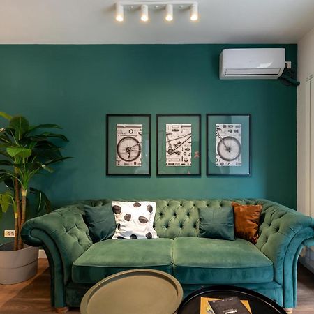 Downtown Retreat: Spacious 2-Br By Unirii Square Bukares Bagian luar foto